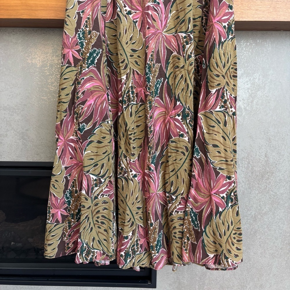 Madewell Crinkled Crepe Maxi Skirt in Brushstroke Monstera, Size 8 - Picture 6 of 14